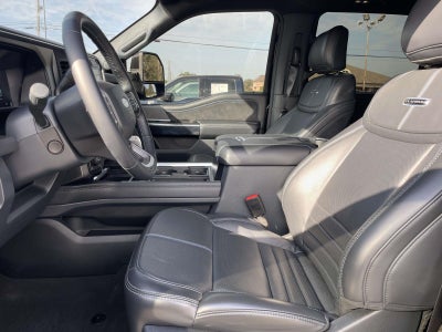 2025 Ford Super Duty F-250 SRW Platinum 4WD Crew Cab 6.75' Box