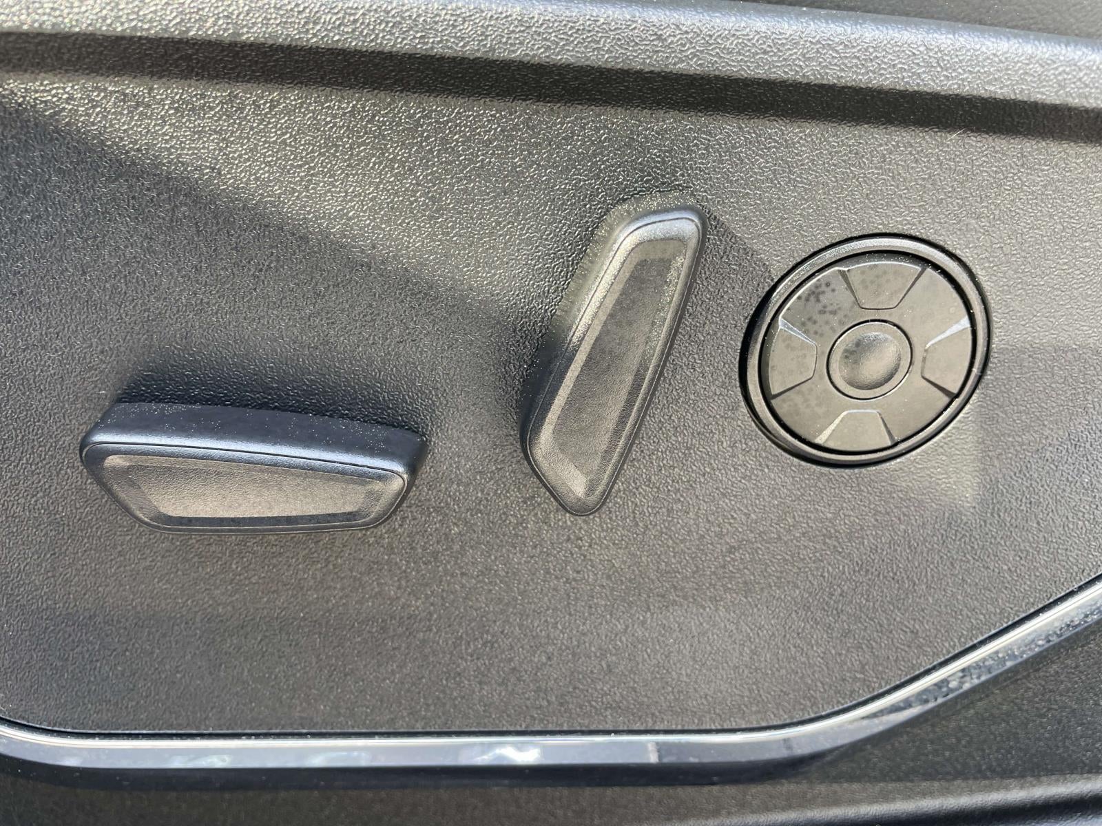 2025 Ford Super Duty F-250 SRW Platinum 4WD Crew Cab 6.75' Box