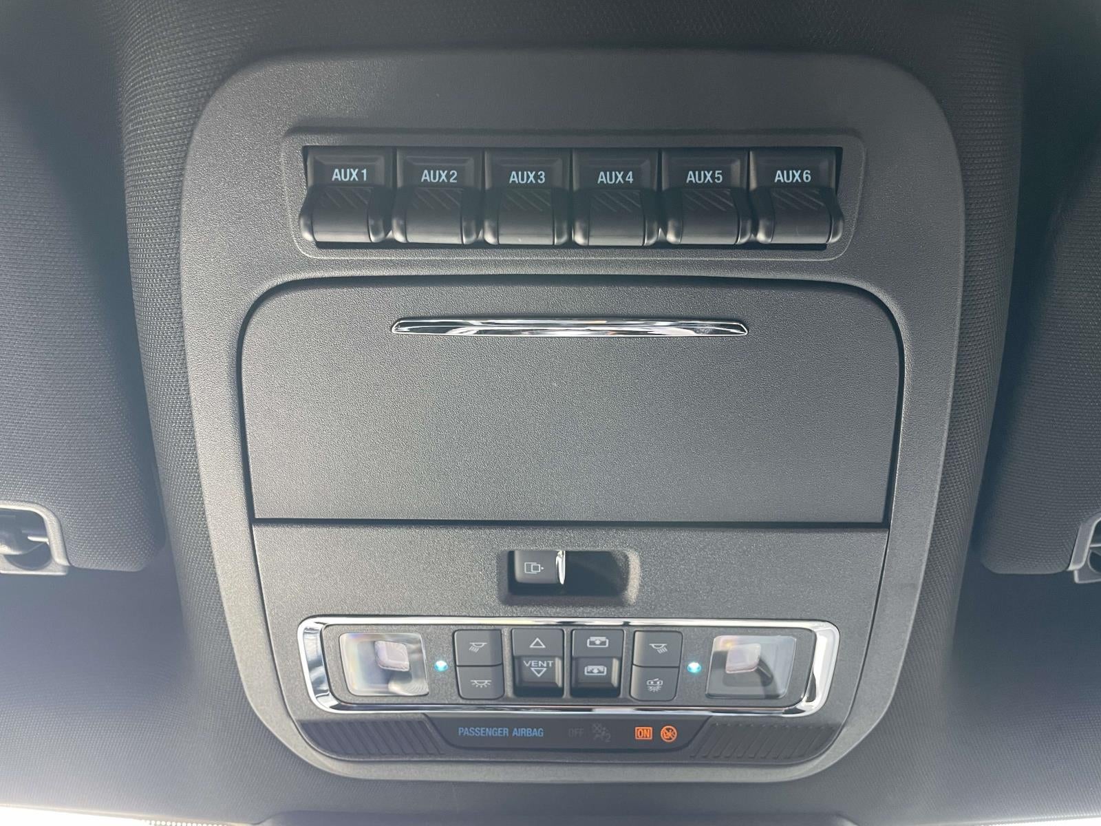 2025 Ford Super Duty F-250 SRW Platinum 4WD Crew Cab 6.75' Box