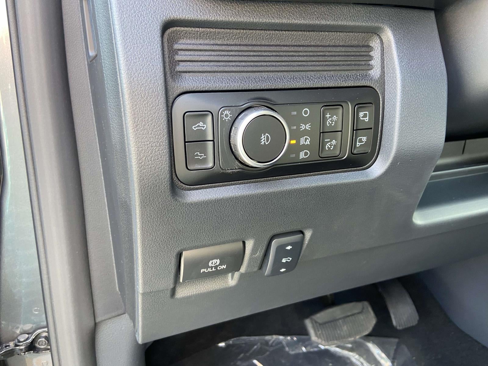 2026 Ford Super Duty F-250 SRW F-250® Platinum®