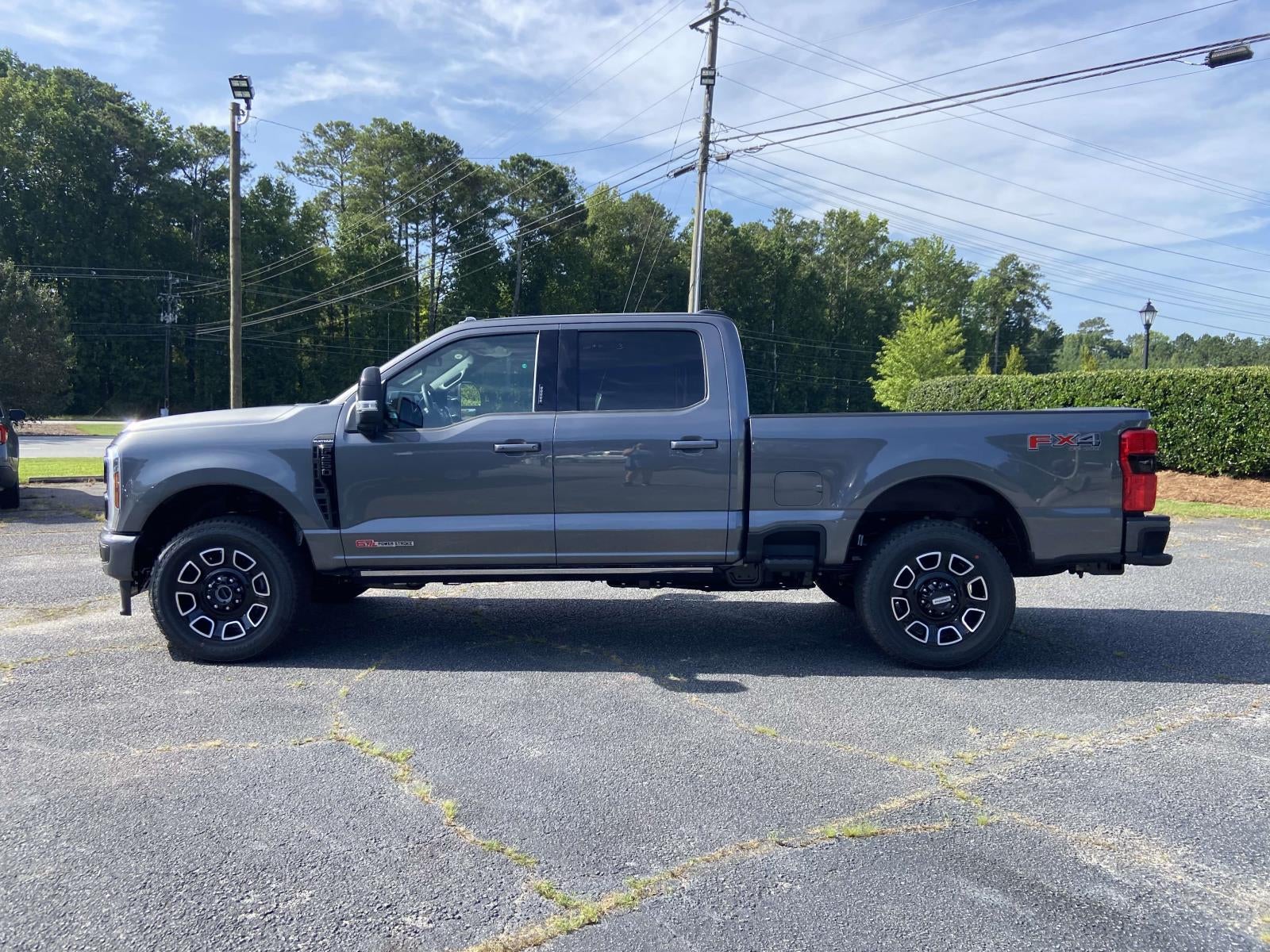 2026 Ford Super Duty F-250 SRW F-250® Platinum®