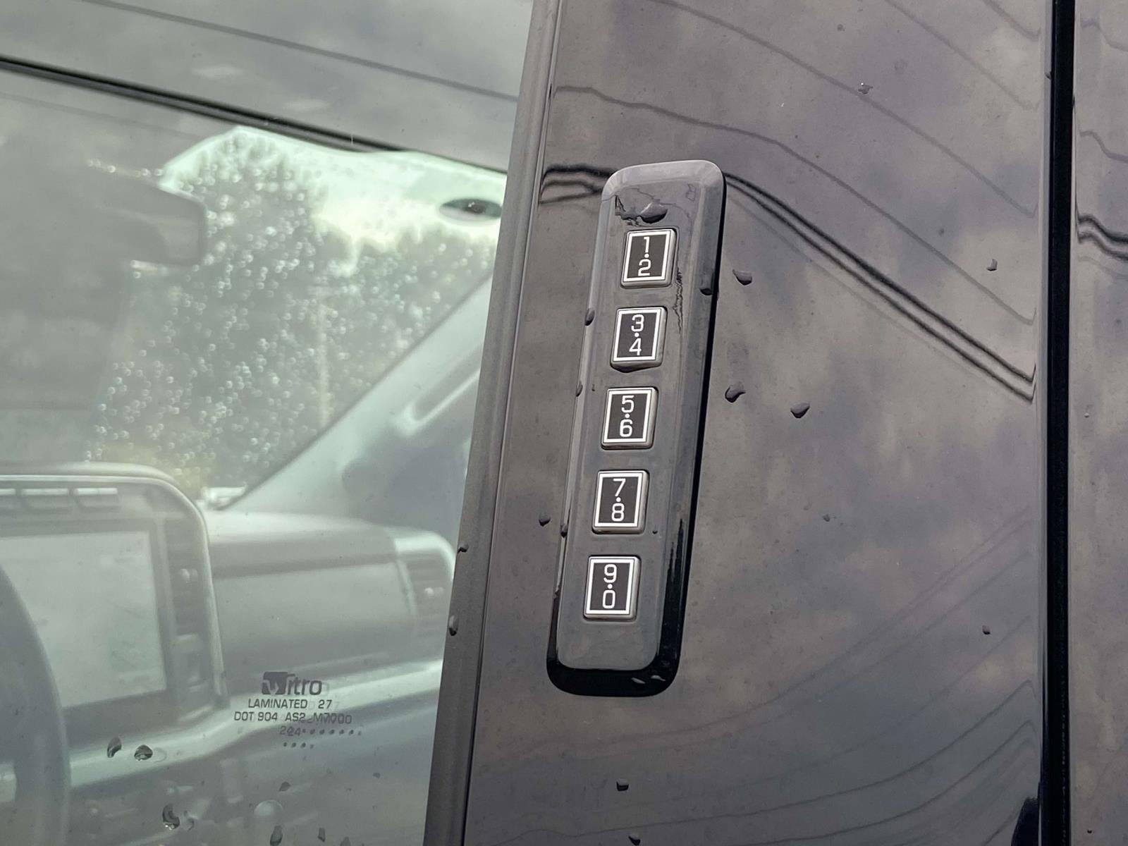 2024 Ford Super Duty F-250 SRW XLT 4WD Crew Cab 6.75' Box