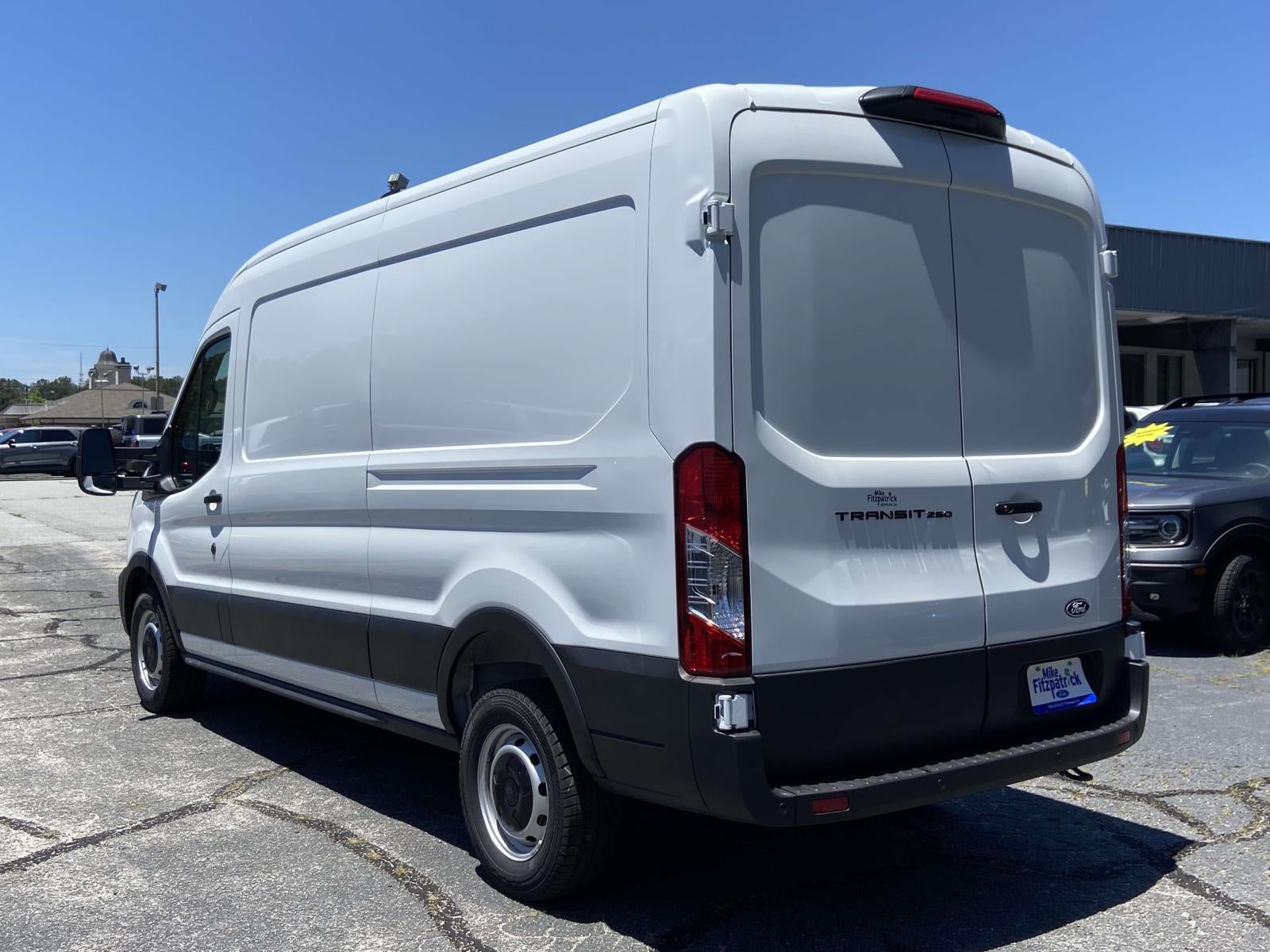 2026 Ford Transit Cargo Van Base