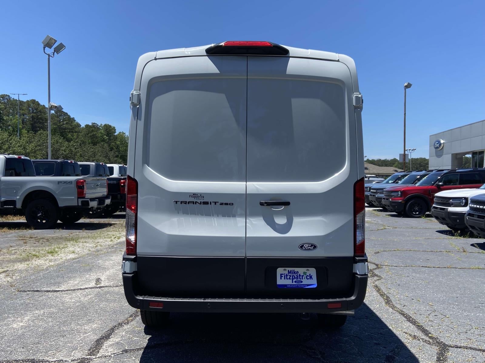 2026 Ford Transit Cargo Van Base
