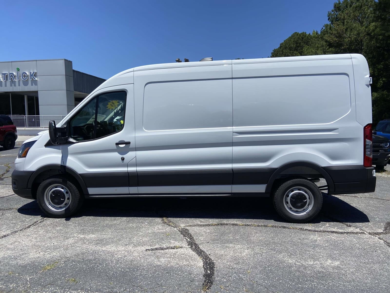 2026 Ford Transit Cargo Van Base