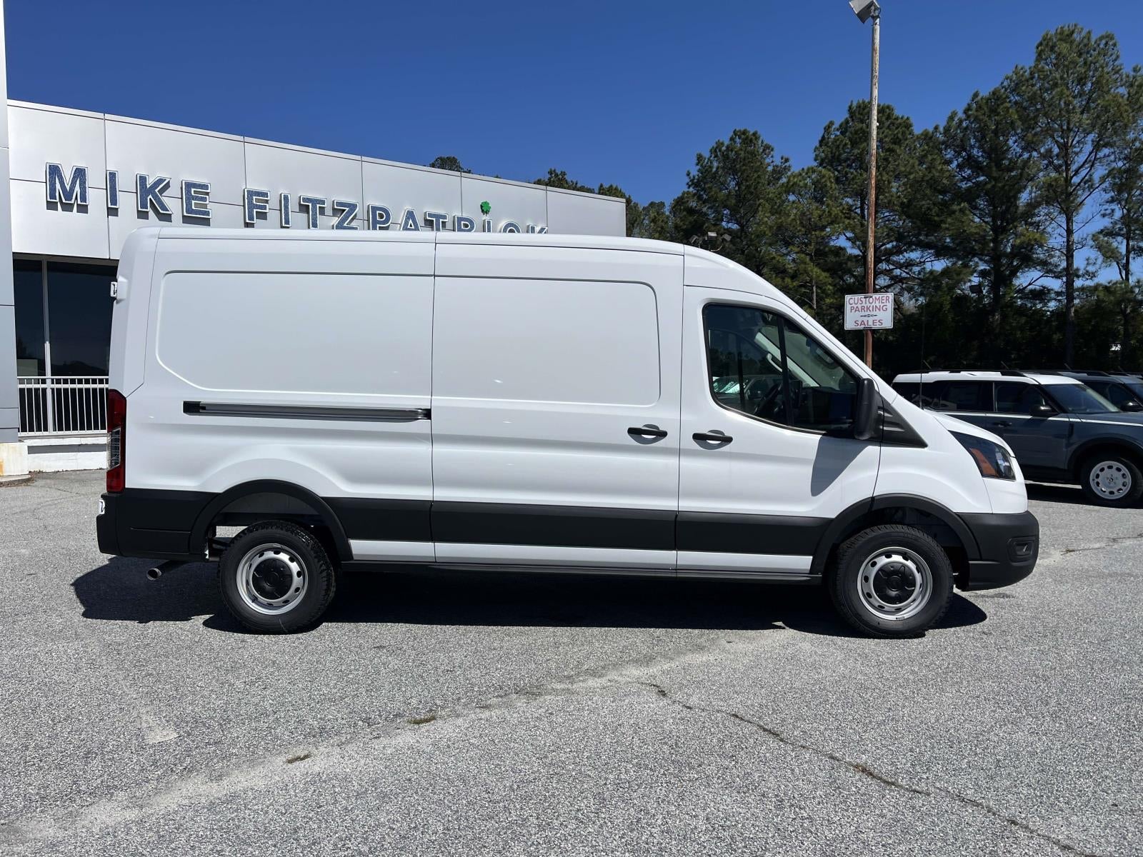 2026 Ford Transit Cargo Van Base