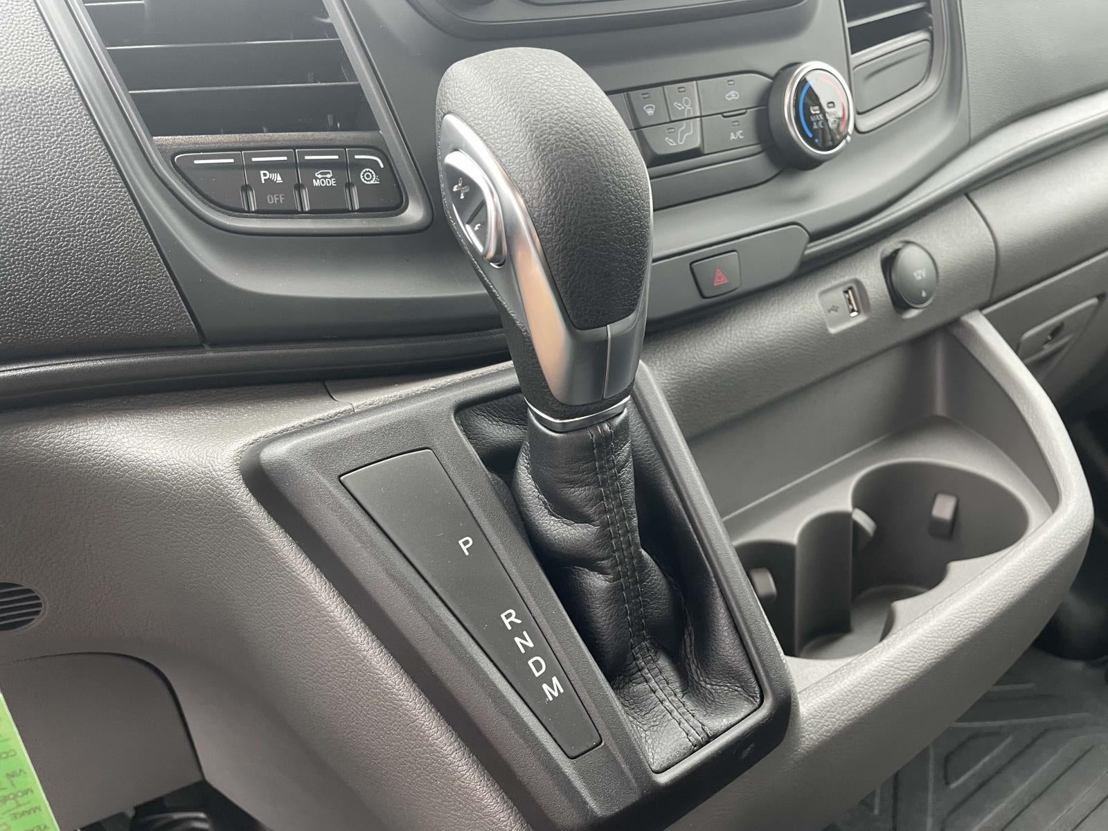 2025 Ford Transit Cargo Van Base