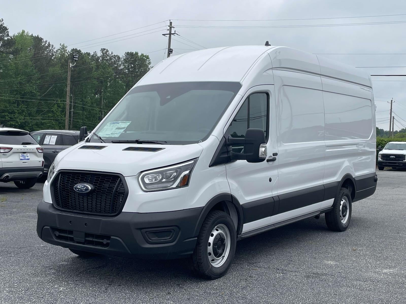 2025 Ford Transit Cargo Van Base