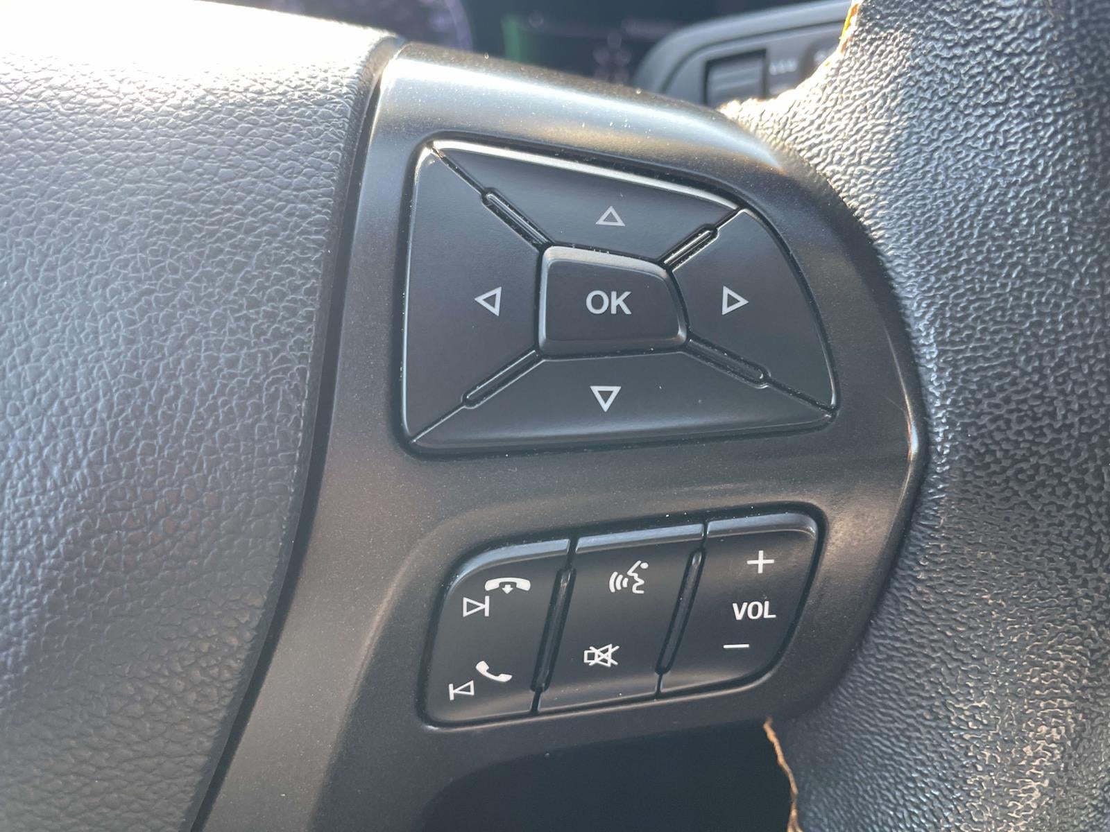 2022 Ford Ranger LARIAT 4WD SuperCrew 5' Box