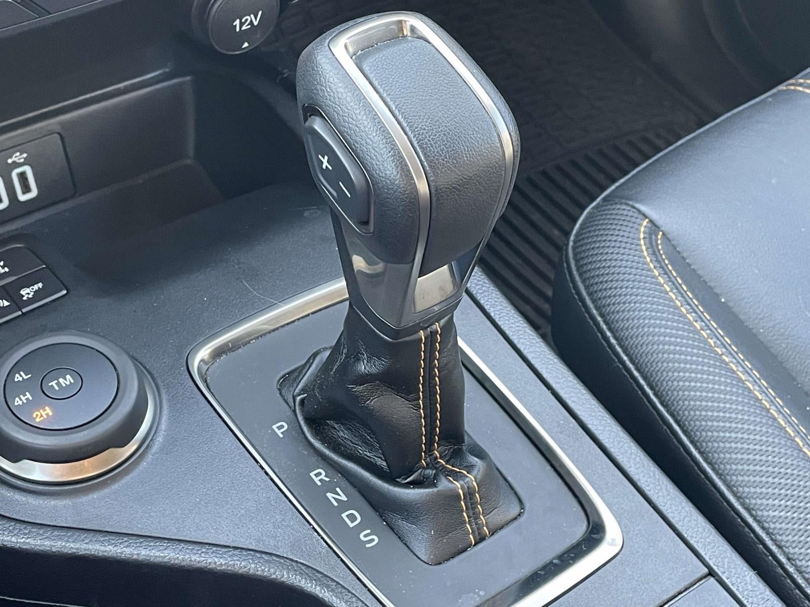 2022 Ford Ranger LARIAT 4WD SuperCrew 5' Box