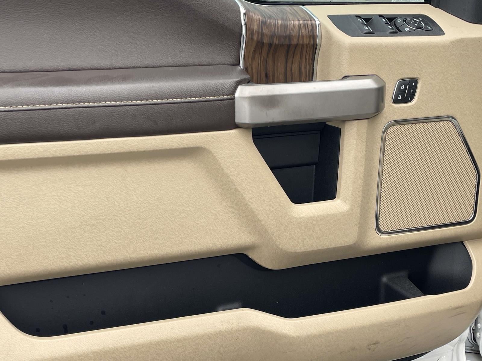 2020 Ford F-150 LARIAT 4WD SuperCrew 5.5' Box