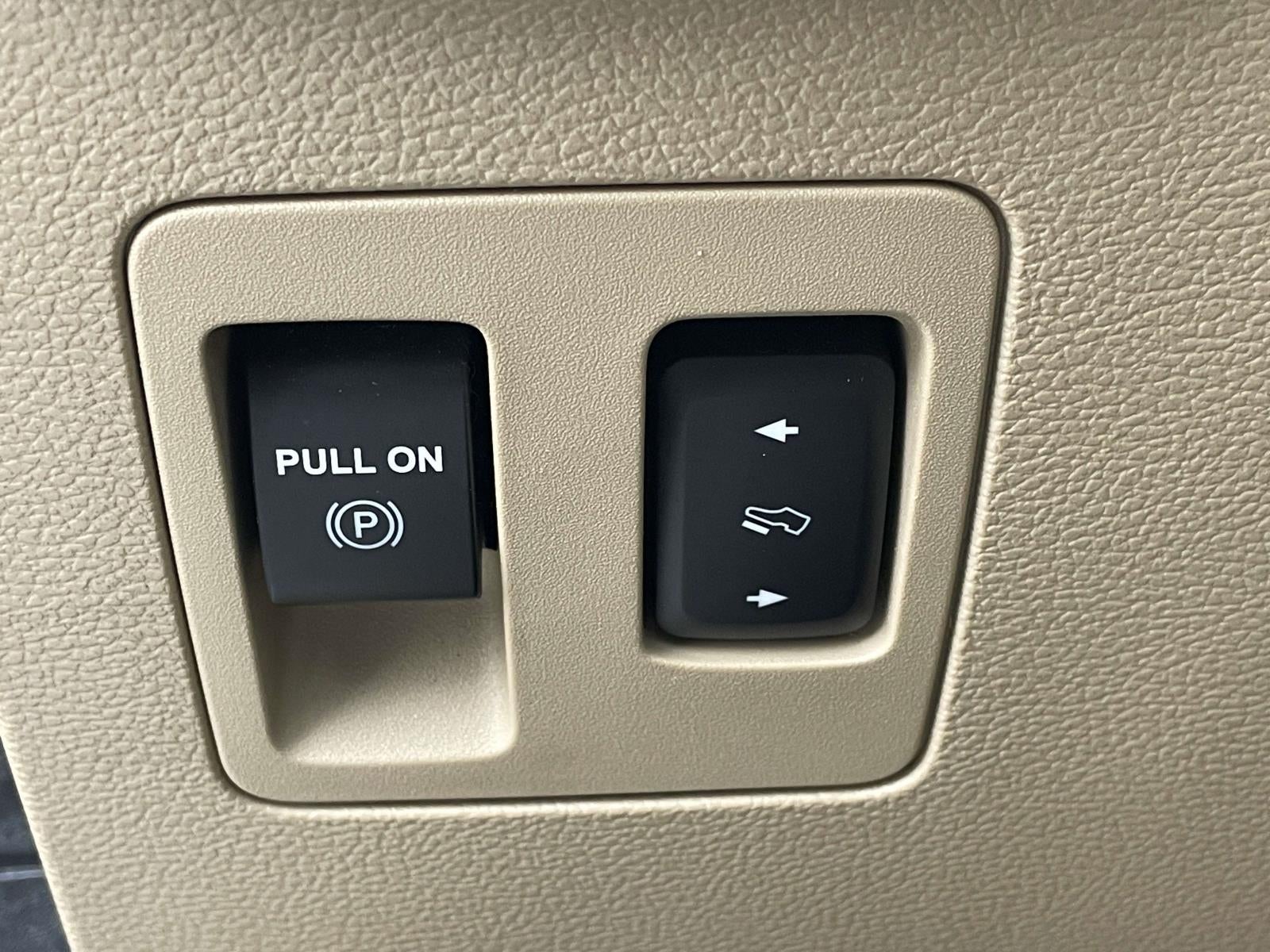 2020 Ford F-150 LARIAT 4WD SuperCrew 5.5' Box