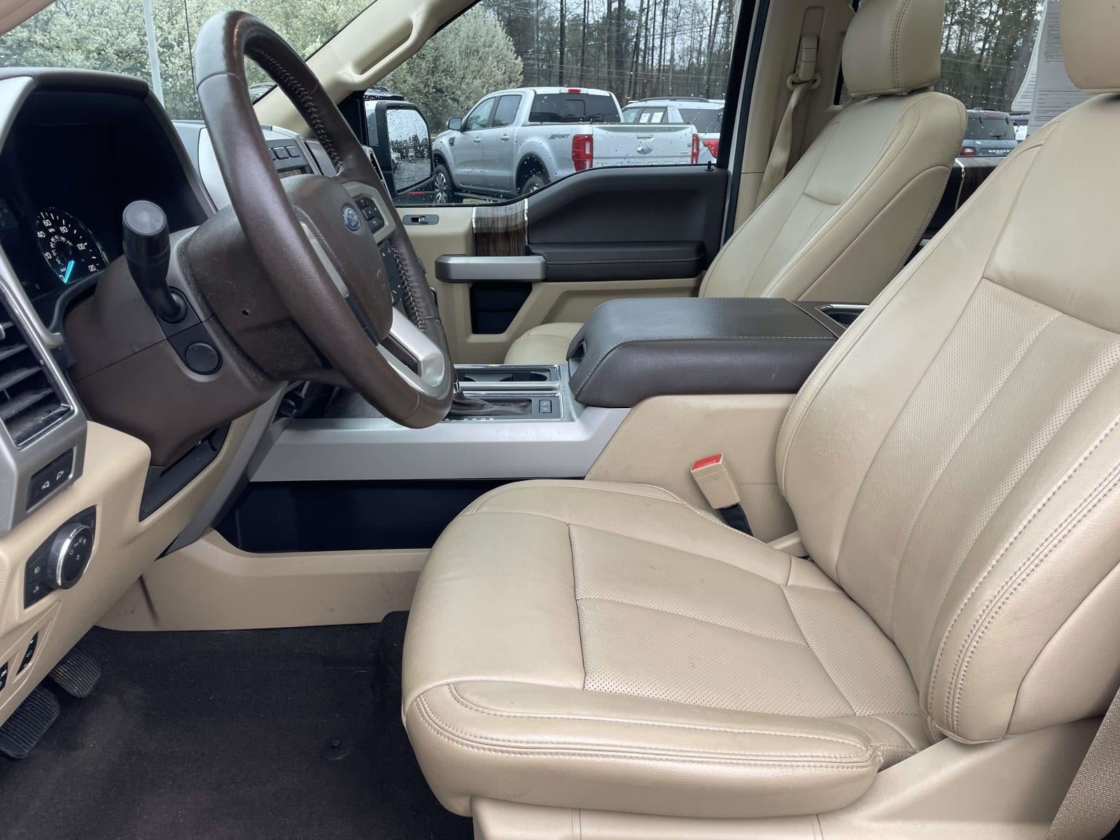 2020 Ford F-150 LARIAT 4WD SuperCrew 5.5' Box