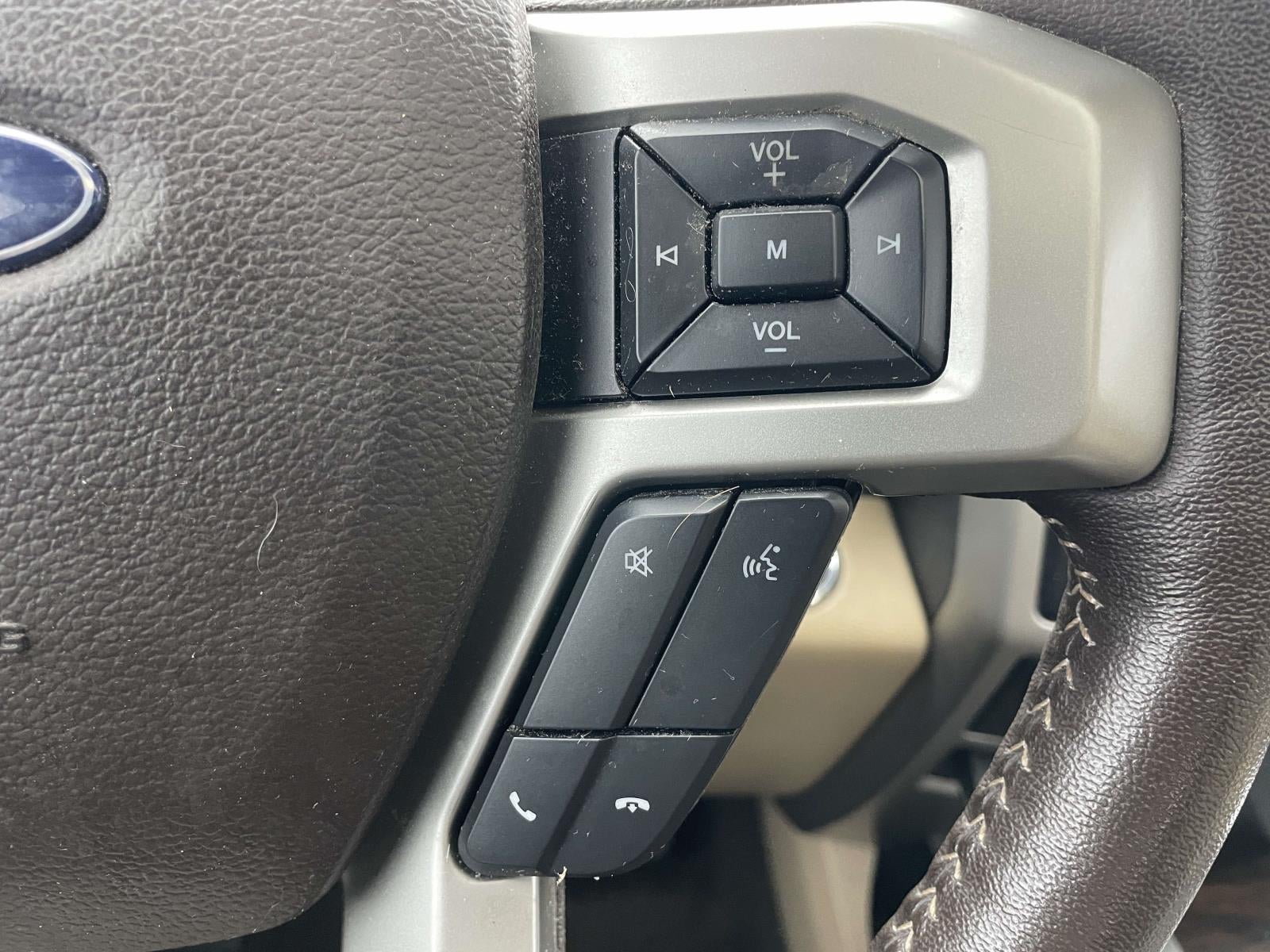 2020 Ford F-150 LARIAT 4WD SuperCrew 5.5' Box