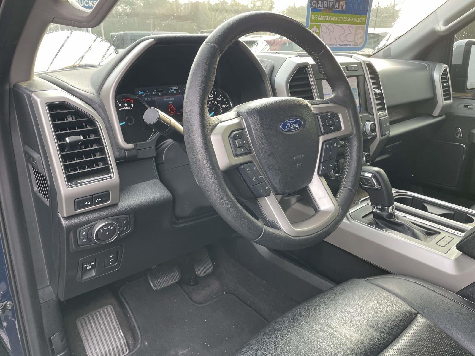 2020 Ford F-150 LARIAT 4WD SuperCrew 5.5' Box