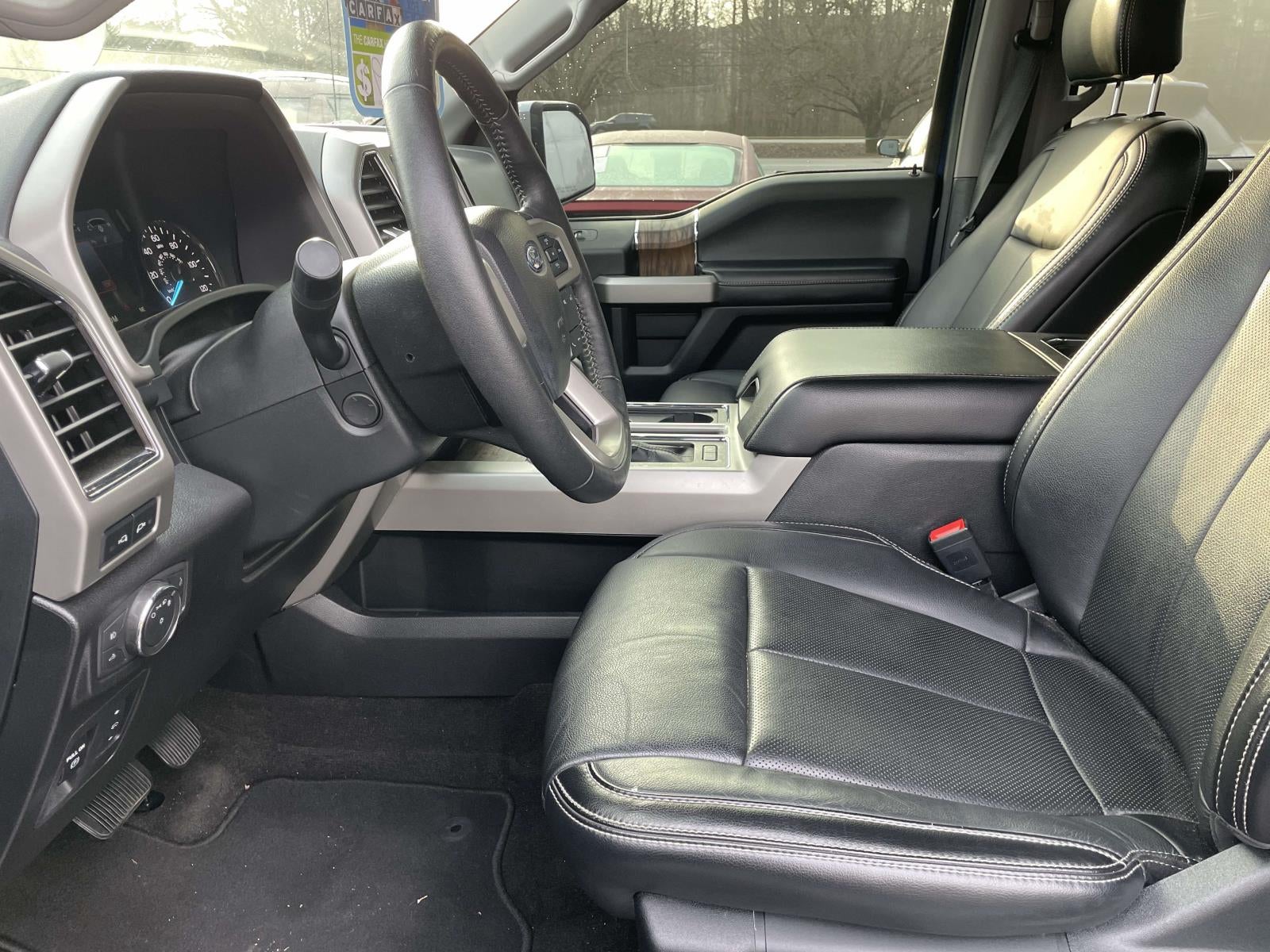 2020 Ford F-150 LARIAT 4WD SuperCrew 5.5' Box