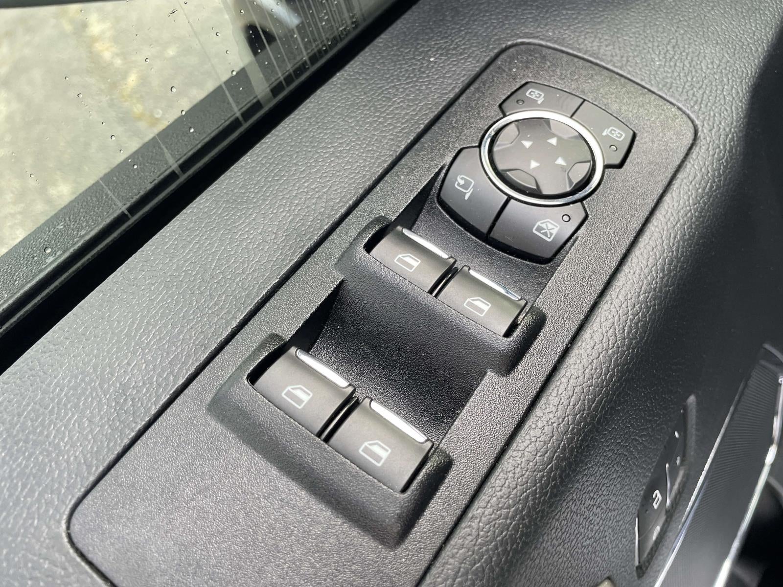 2020 Ford F-150 LARIAT 4WD SuperCrew 5.5' Box