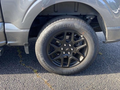 2025 Ford F-150 STX 2WD SuperCrew 5.5' Box
