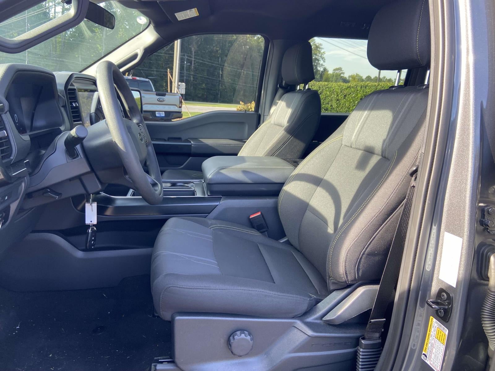 2025 Ford F-150 STX 2WD SuperCrew 5.5' Box