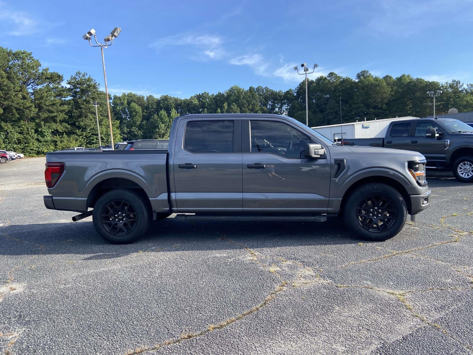 2025 Ford F-150 STX 2WD SuperCrew 5.5' Box
