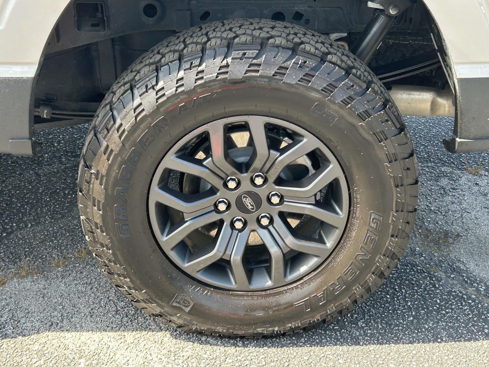 2024 Ford F-150 STX 2WD SuperCrew 5.5' Box