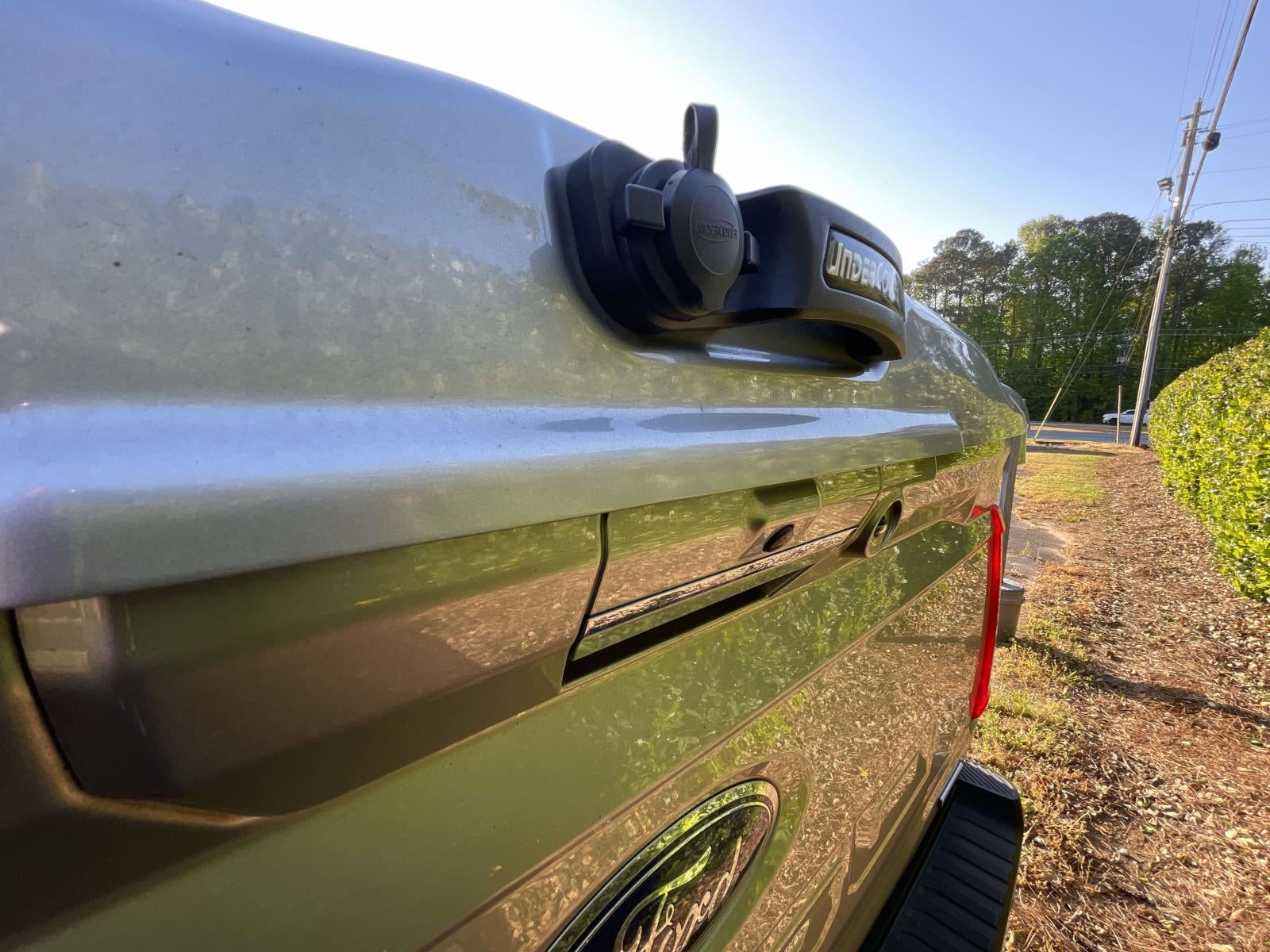 2022 Ford F-150 LARIAT 4WD SuperCrew 5.5' Box