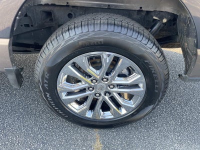 2022 Ford F-150 LARIAT 4WD SuperCrew 5.5' Box