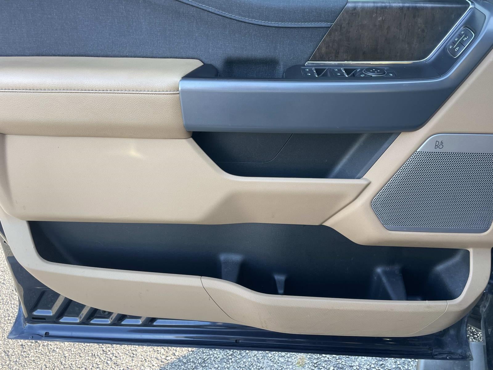 2022 Ford F-150 LARIAT 4WD SuperCrew 5.5' Box