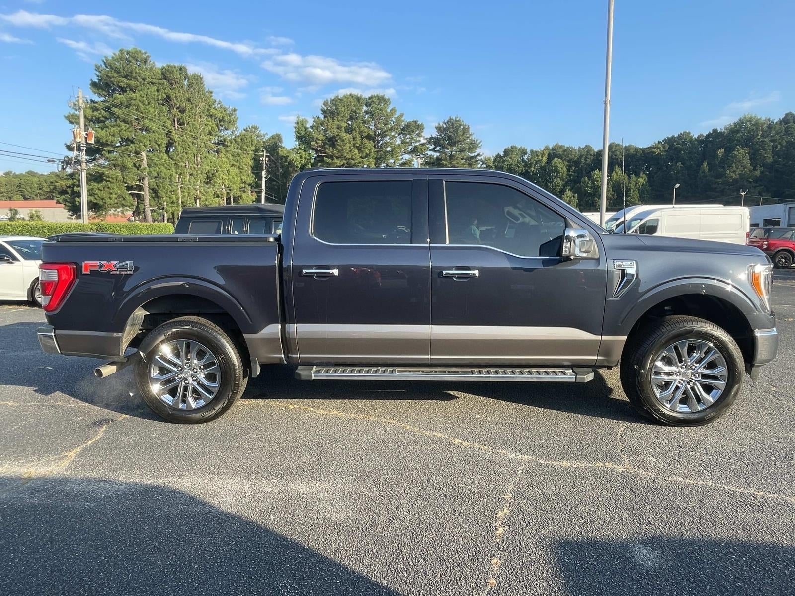 2022 Ford F-150 LARIAT 4WD SuperCrew 5.5' Box