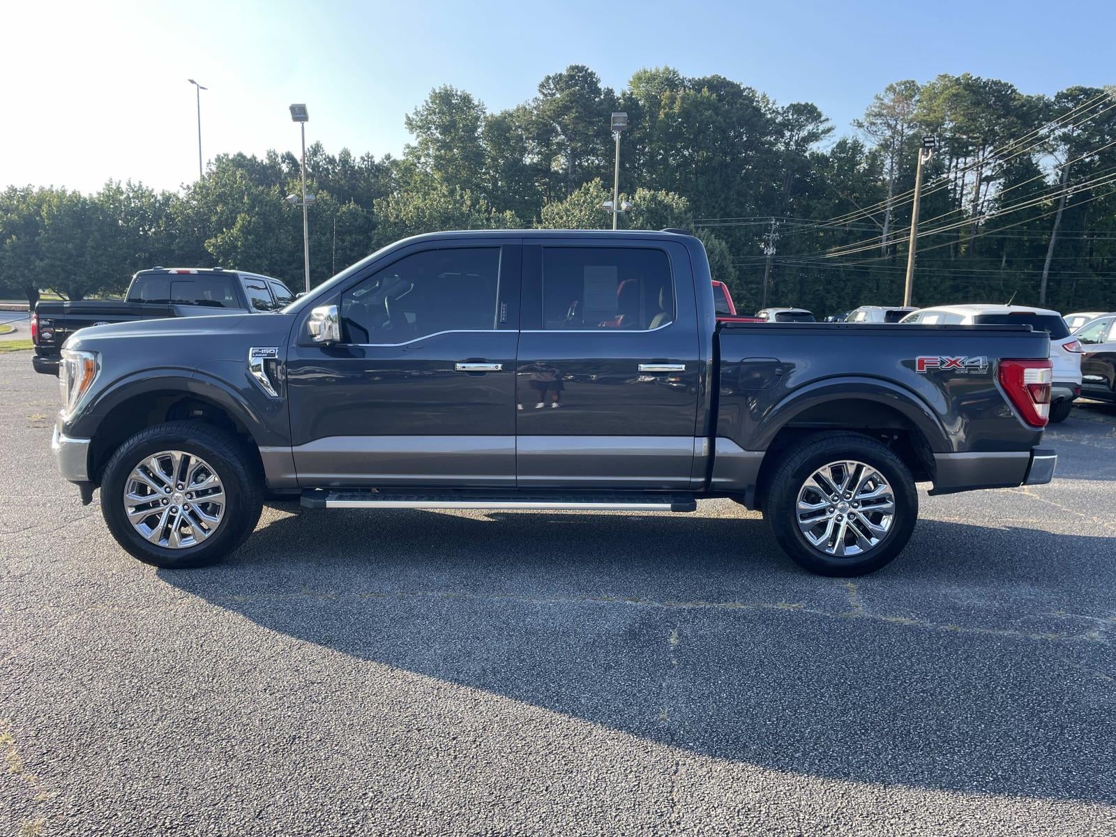 2022 Ford F-150 LARIAT 4WD SuperCrew 5.5' Box