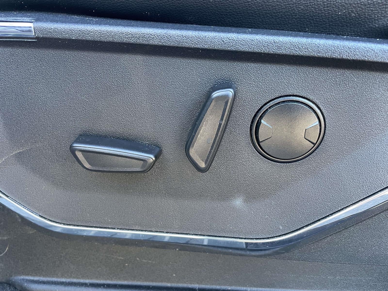 2023 Ford F-150 LARIAT 4WD SuperCrew 5.5' Box