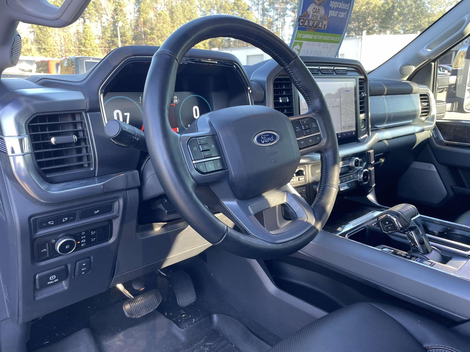 2023 Ford F-150 LARIAT 4WD SuperCrew 5.5' Box