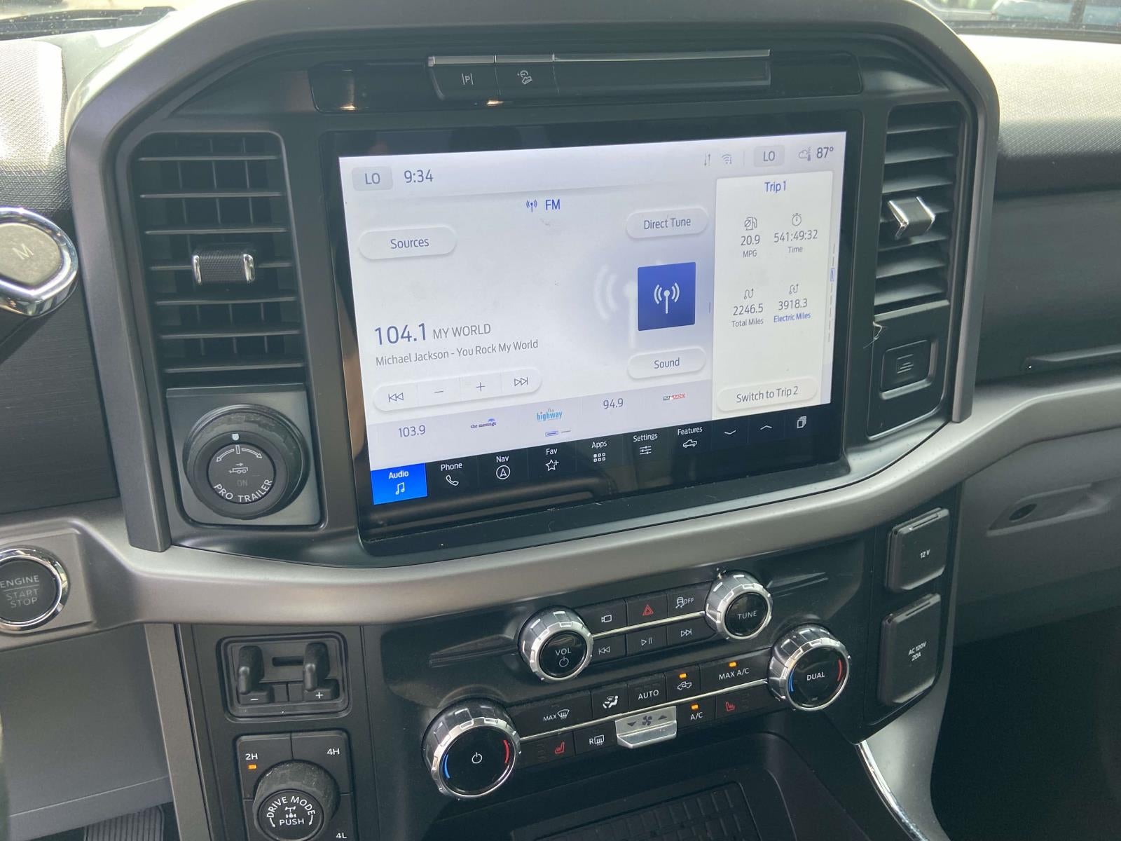 2025 Ford F-150 XLT 4WD SuperCrew 5.5' Box