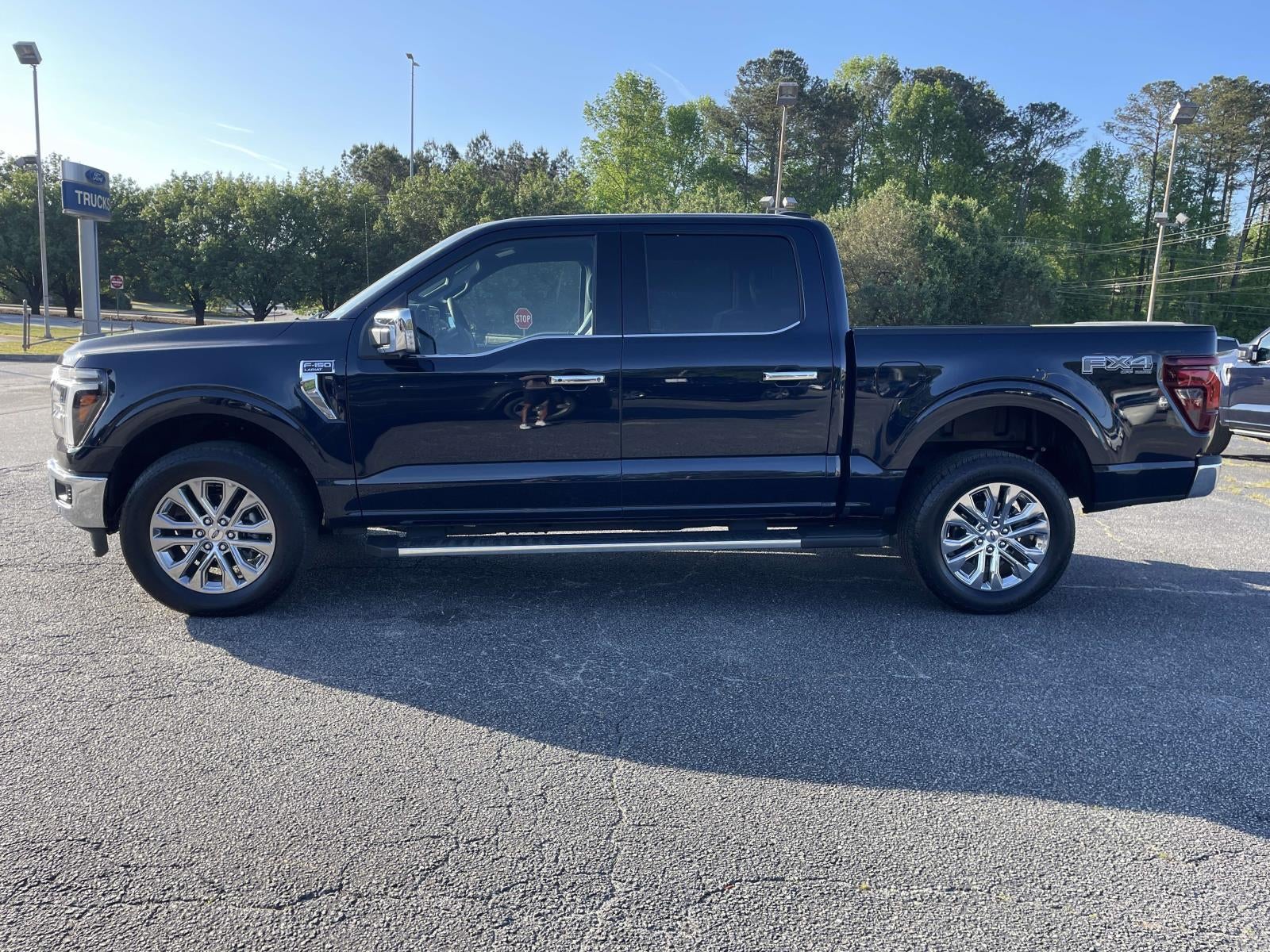 2025 Ford F-150 LARIAT 4WD SuperCrew 5.5' Box