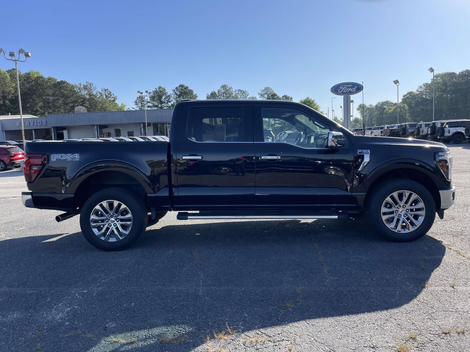 2024 Ford F-150 LARIAT 4WD SuperCrew 5.5' Box