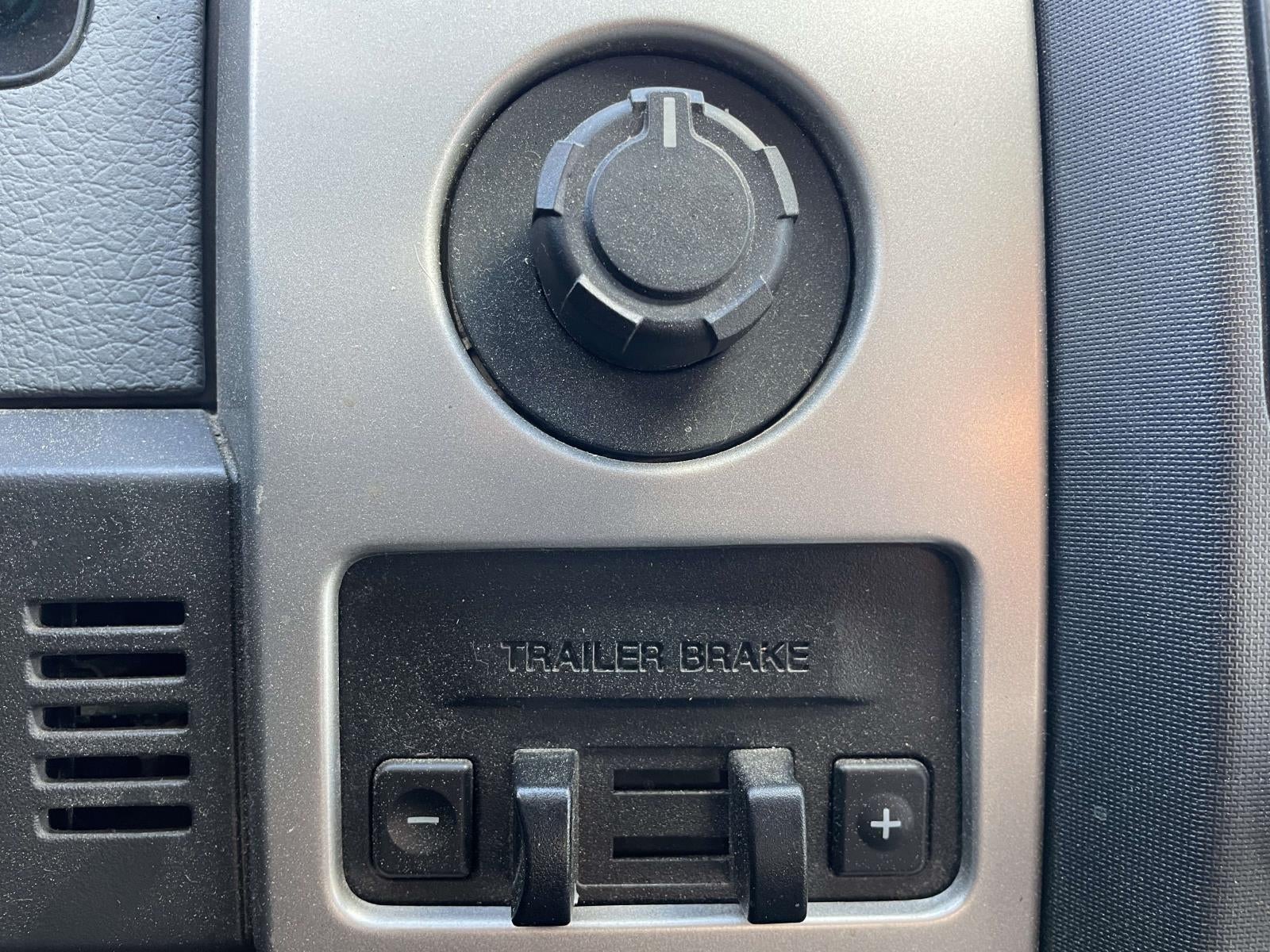 2014 Ford F-150 4WD SuperCab 163 XLT