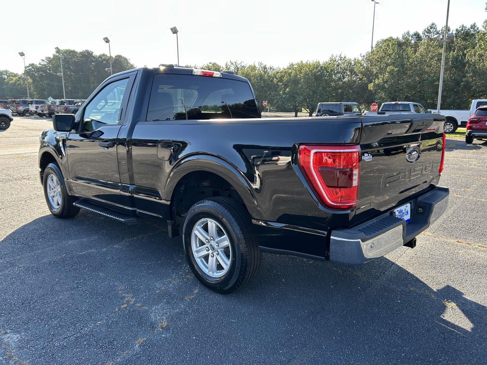 2022 Ford F-150 XLT 2WD Reg Cab 6.5' Box