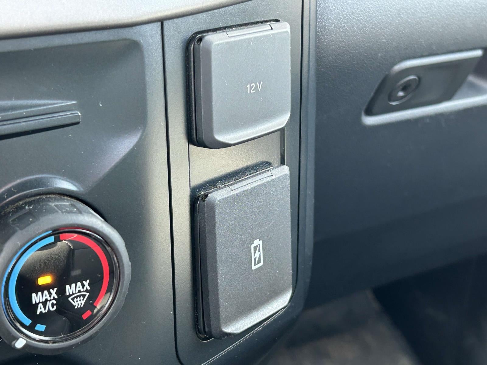 2024 Ford F-150 XL 2WD Reg Cab 8' Box