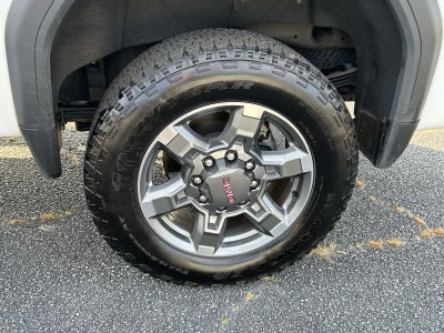 2025 GMC Sierra 2500HD 4WD Crew Cab 159 SLT