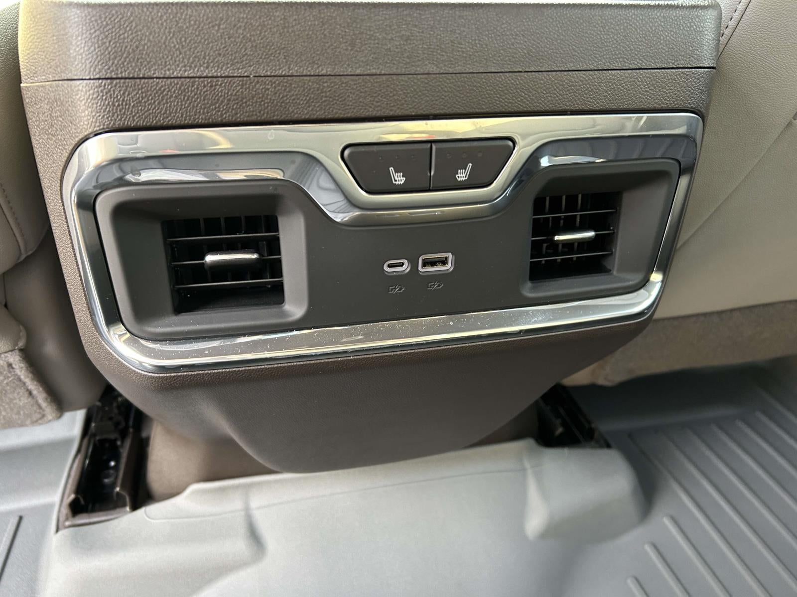 2025 GMC Sierra 2500HD 4WD Crew Cab 159 SLT