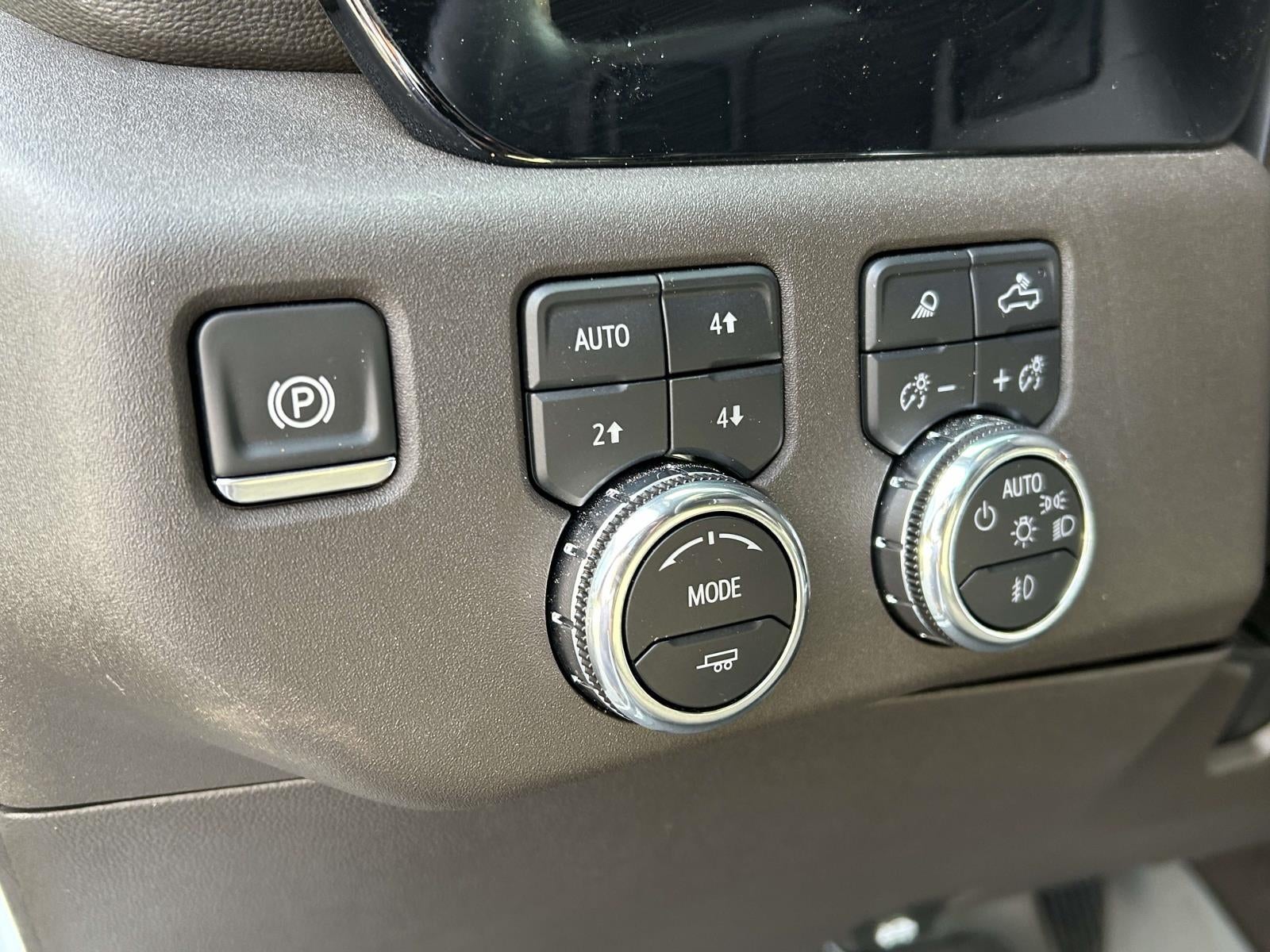 2025 GMC Sierra 2500HD 4WD Crew Cab 159 SLT
