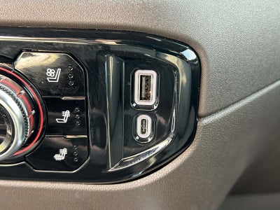 2025 GMC Sierra 2500HD 4WD Crew Cab 159 SLT