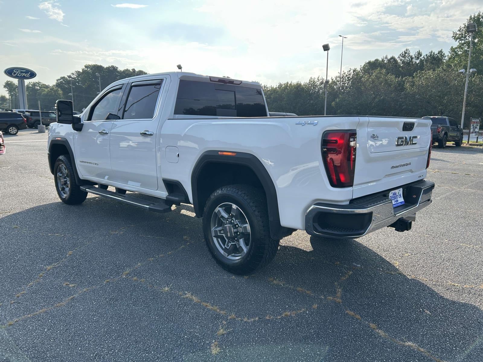 2025 GMC Sierra 2500HD 4WD Crew Cab 159 SLT