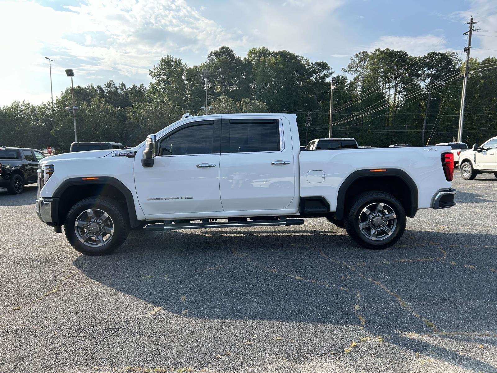 2025 GMC Sierra 2500HD 4WD Crew Cab 159 SLT