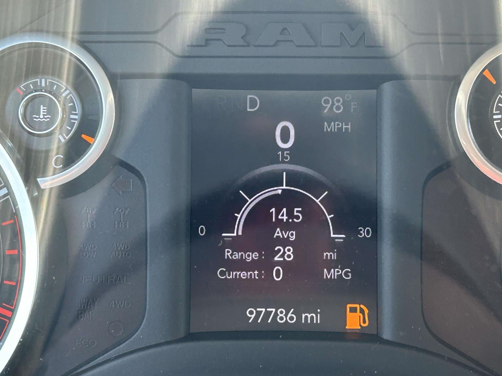 2019 RAM 2500 Big Horn 4x4 Crew Cab 6'4 Box