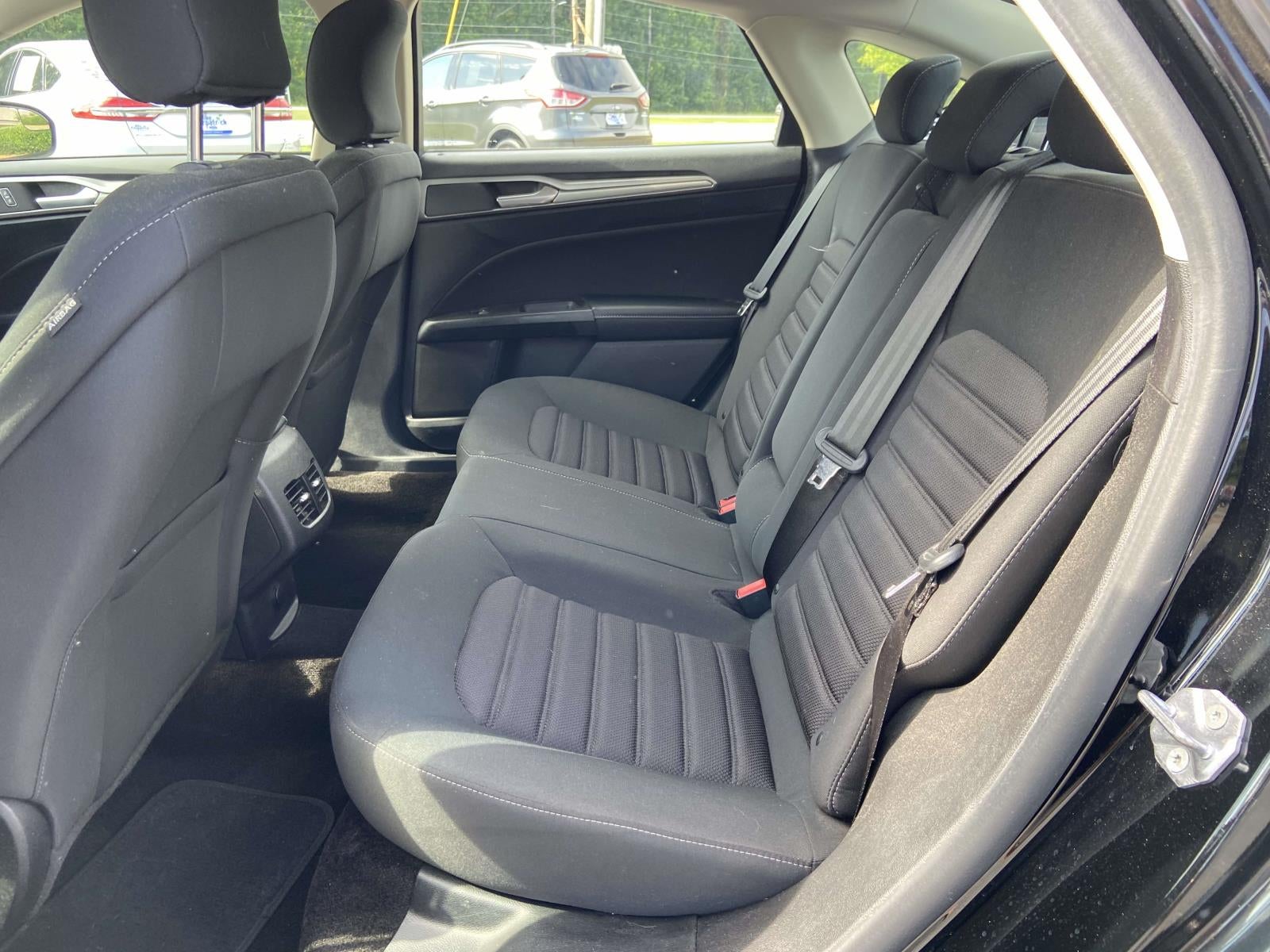 2018 Ford Fusion SE FWD