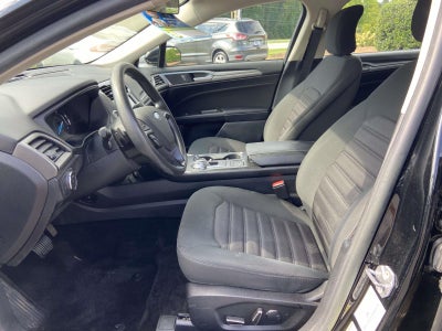 2018 Ford Fusion SE FWD