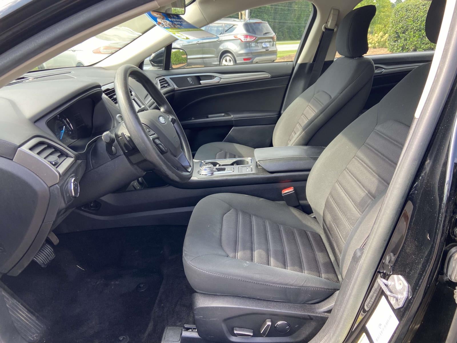 2018 Ford Fusion SE FWD