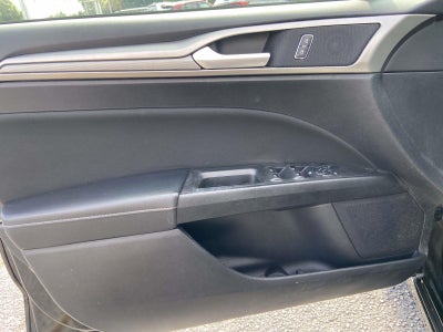 2018 Ford Fusion SE FWD
