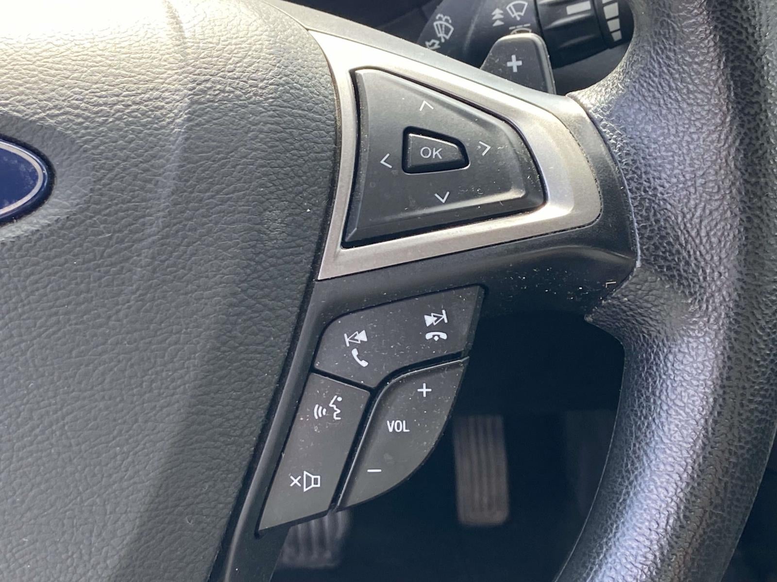 2018 Ford Fusion SE FWD